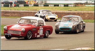 3 body types, Midget, Sebring & Ashley racing together 